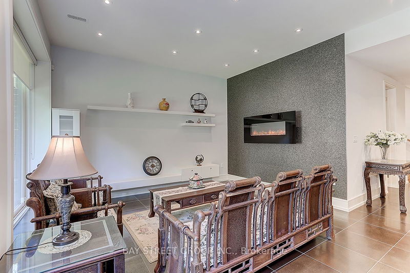 22 Carmichael Ave  Toronto, M5M 2W6 | Image 31