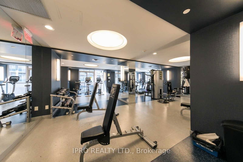  1602 - 105 George St  Toronto, M5A 0L4 | Image 32