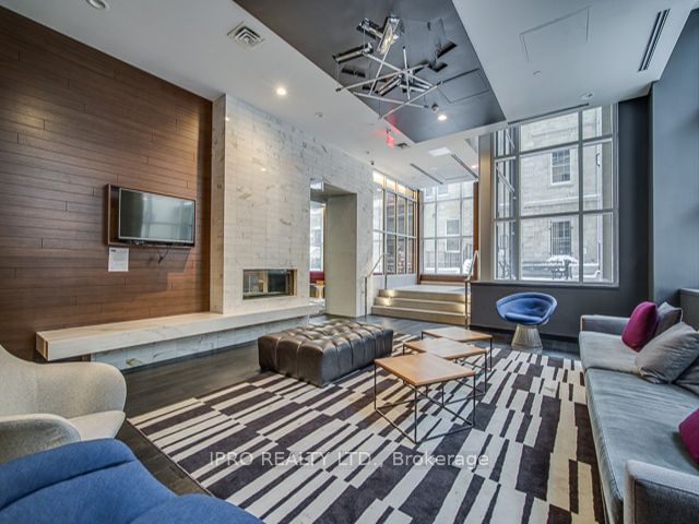  1602 - 105 George St  Toronto, M5A 0L4 | Image 37