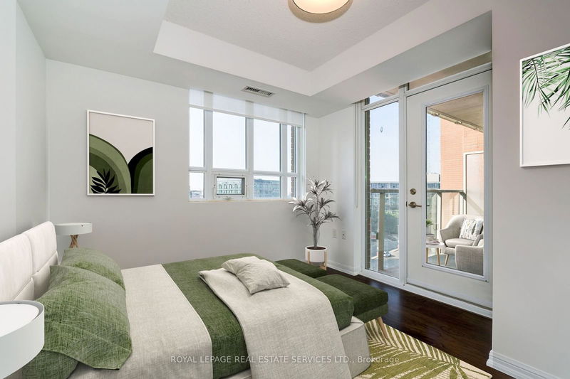  808 - 125 Western Battery Rd  Toronto, M6K 3R8 | Image 11