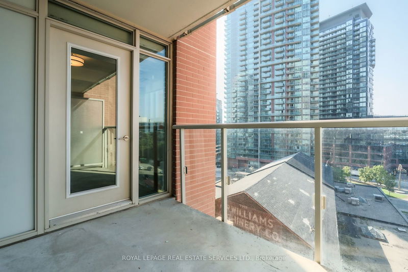  808 - 125 Western Battery Rd  Toronto, M6K 3R8 | Image 14