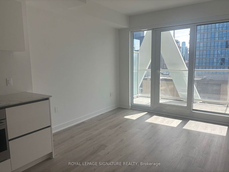  1815 - 234 Simcoe St  Toronto, M5T 1T4 | Image 2