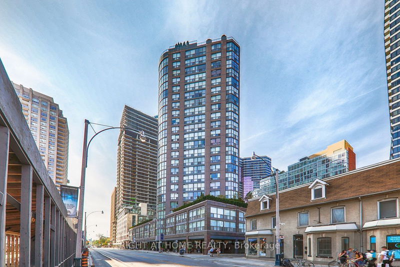 24 Wellesley St W #2407, Toronto, Ontario (MLS C9371922)