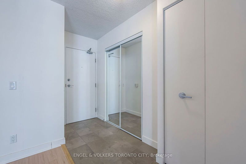  2110 - 361 Front St W Toronto, M5V 3R5 | Image 6