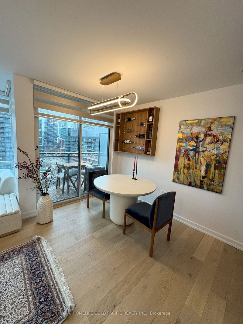  2103 - 15 Fort York Blvd  Toronto, M5V 3Y4 | Image 12