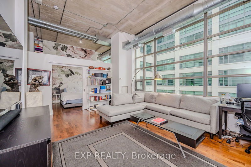  403 - 637 Lake Shore Blvd W Toronto, M5V 3J6 | Image 14