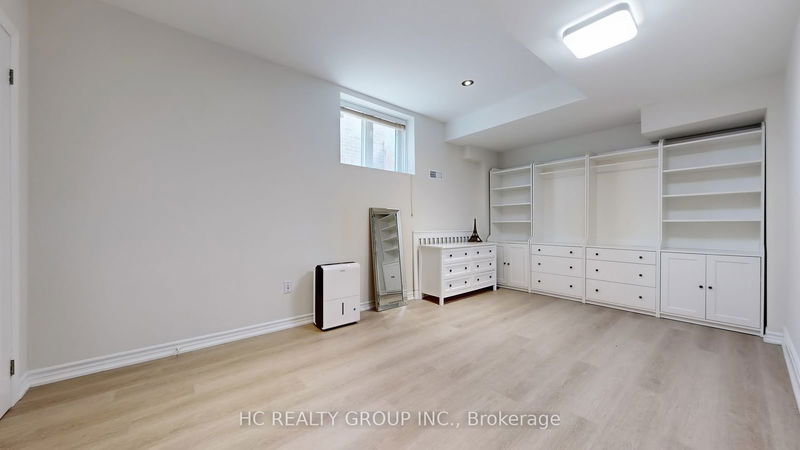 31 Faith Ave  Toronto, M3H 1W2 | Image 32