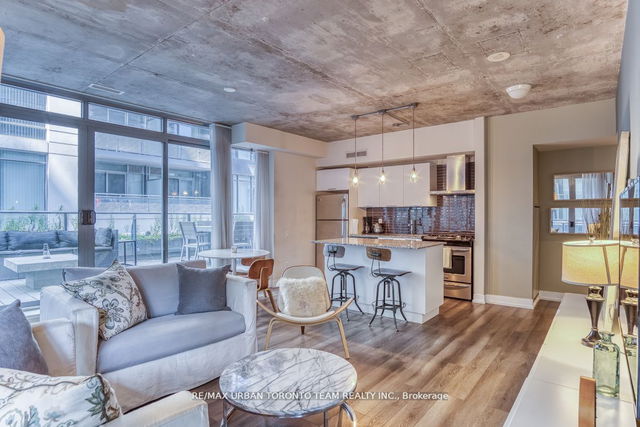 205 - 650 King Street