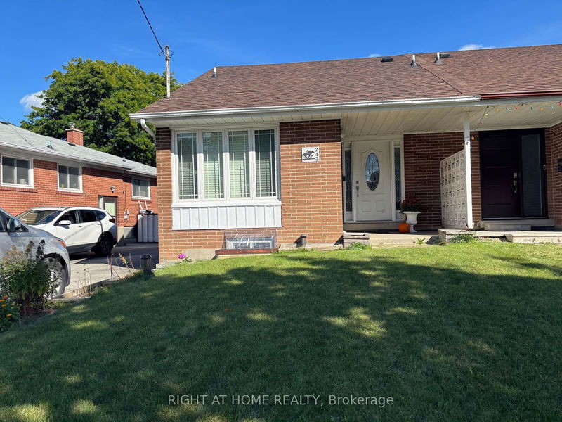 242 Roywood Dr, Toronto, Ontario (MLS C9372976)