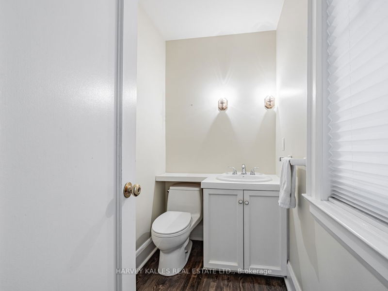 71 Lascelles Blvd  Toronto, M5P 2E3 | Image 13