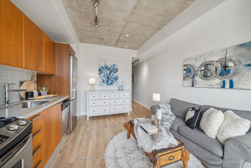  208 - 318 King St E Toronto, M5A 1K6 | Image 10