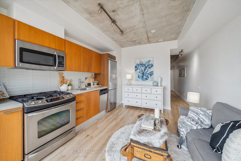  208 - 318 King St E Toronto, M5A 1K6 | Image 13