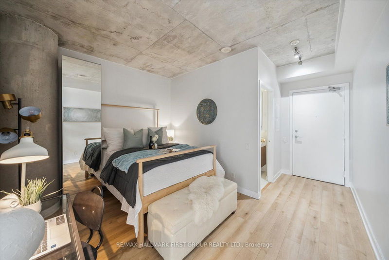  208 - 318 King St E Toronto, M5A 1K6 | Image 14