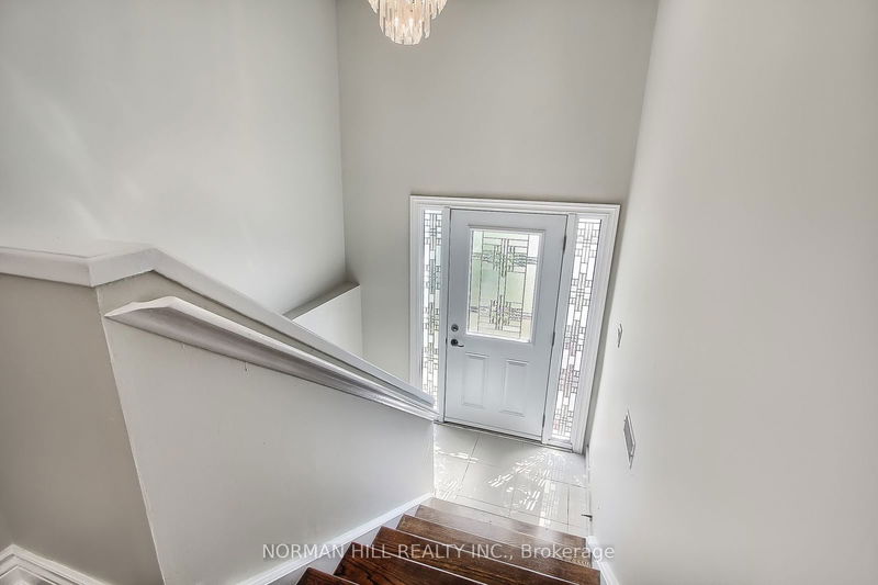 103 Micmac Cres  Toronto, M2H 2K1 | Image 3