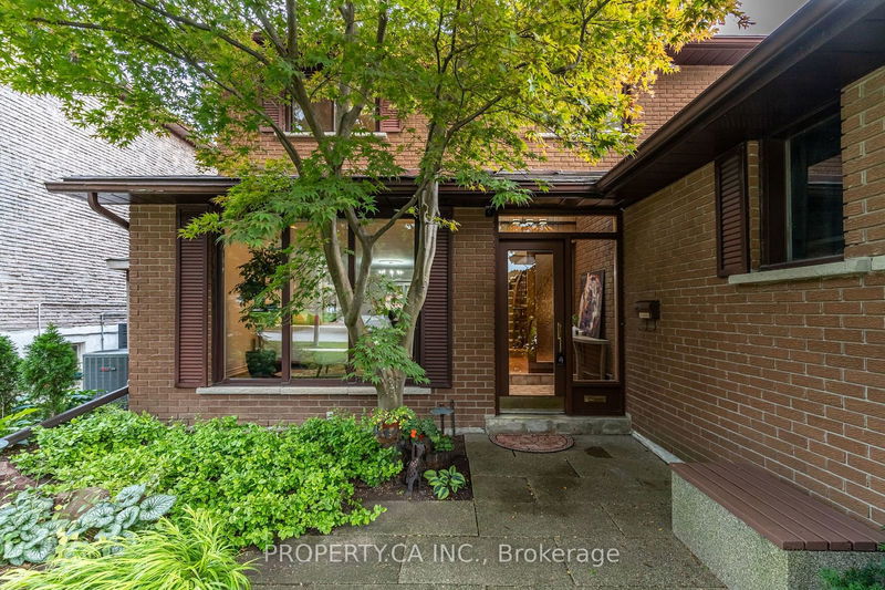 13 Mistflower Rd  Toronto, M2H 3G8 | Image 2