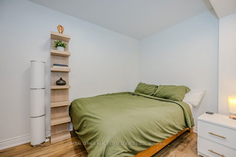  521 - 10 Douro St  Toronto, M6K 3M4 | Image 15