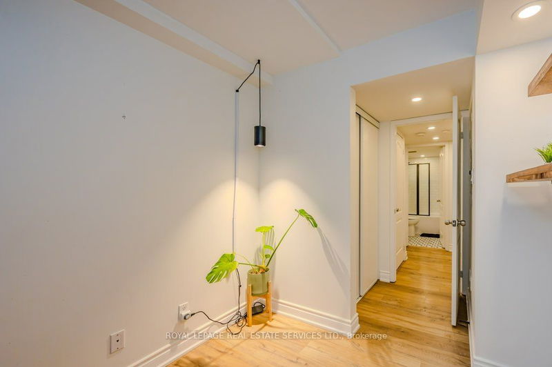  521 - 10 Douro St  Toronto, M6K 3M4 | Image 19