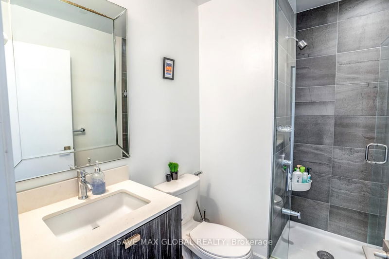  1010 - 56 Forest Manor Rd  Toronto, M2J 0E5 | Image 4