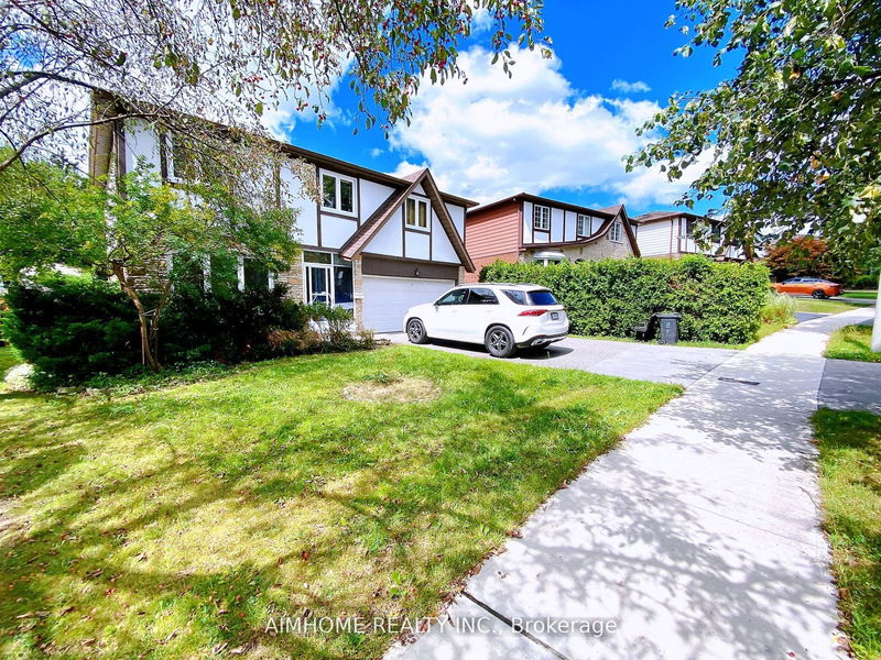 home for lease on 8 Rollingwood Drive