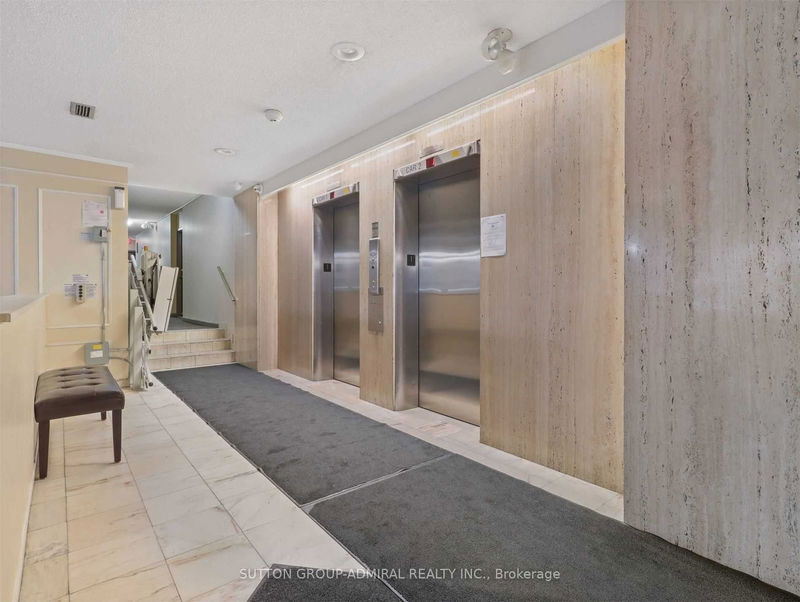  1409 - 130 Neptune Dr  Toronto, M6A 1X5 | Image 34