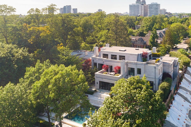 17 Ardwold Gate, Toronto, M5R 2W1 | Image 3