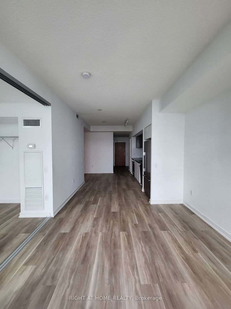 home for lease on 3503-85 queens Wharf Road
