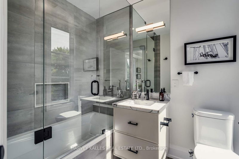 372 Briar Hill Ave  Toronto, M4R 1J2 | Image 24