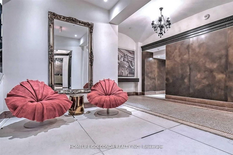 4814 - 197 yonge St, Toronto, M5B 1M4 | Image 2