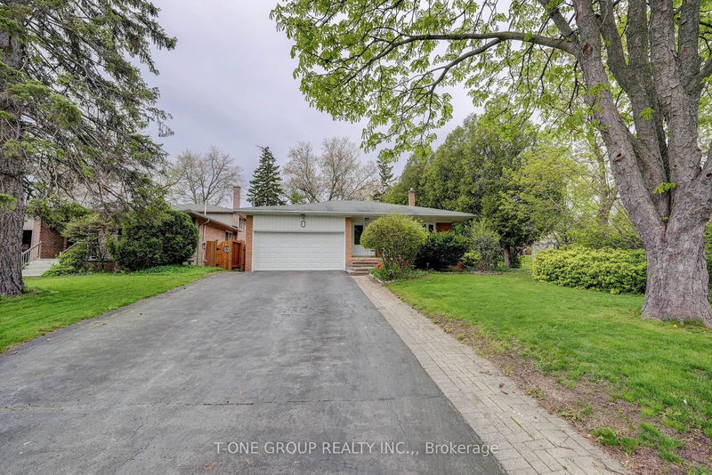 25 Greenyards Dr  Toronto, M2M 2R7 | Image 2