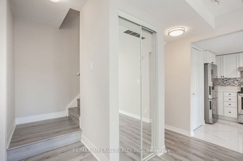  1 - 45 Cedarcroft Blvd  Toronto, M2R 3Y2 | Image 13