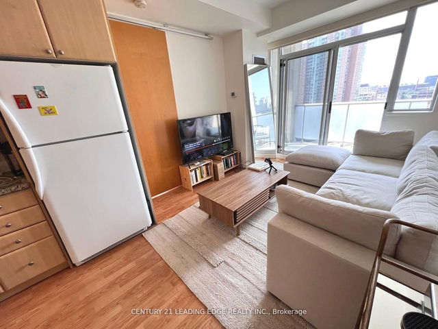 1022 - 1 Shaw Street