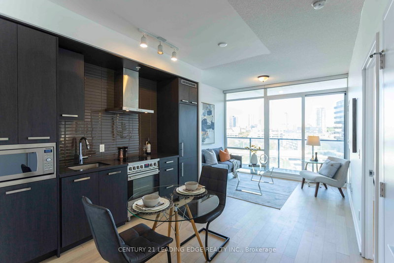 S810 - 120 Bayview Ave, Toronto, M5A 0G4 | Image 3