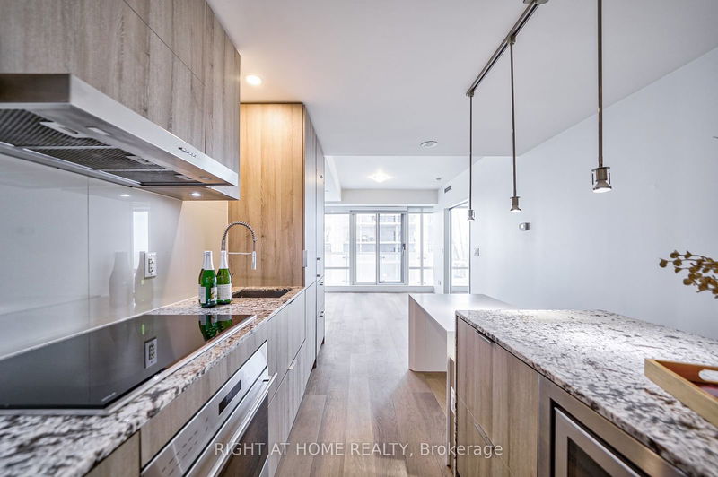  6608 - 1 bloor St E Toronto, M4W 1A9 | Image 22