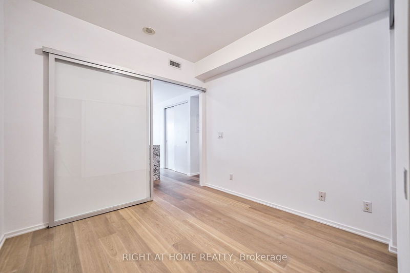  6608 - 1 bloor St E Toronto, M4W 1A9 | Image 35