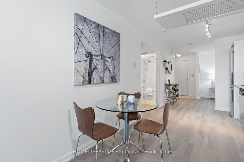  652 - 111 Elizabeth St  Toronto, M5G 1P7 | Image 10