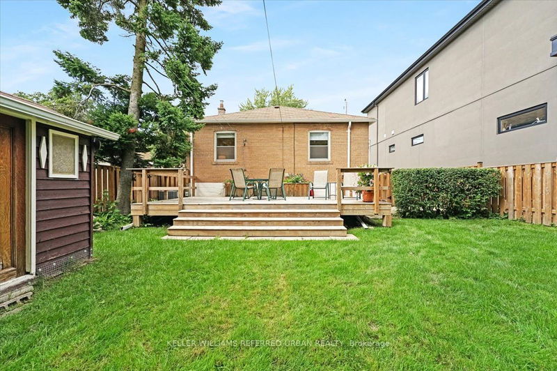 227 Patricia Ave  Toronto, M2M 1J7 | Image 23