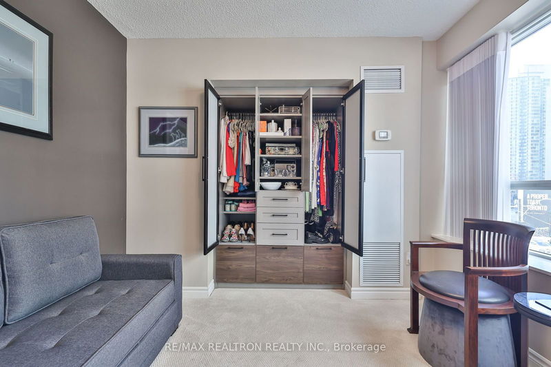  417 - 270 Wellington St  Toronto, M5V 3P5 | Image 23