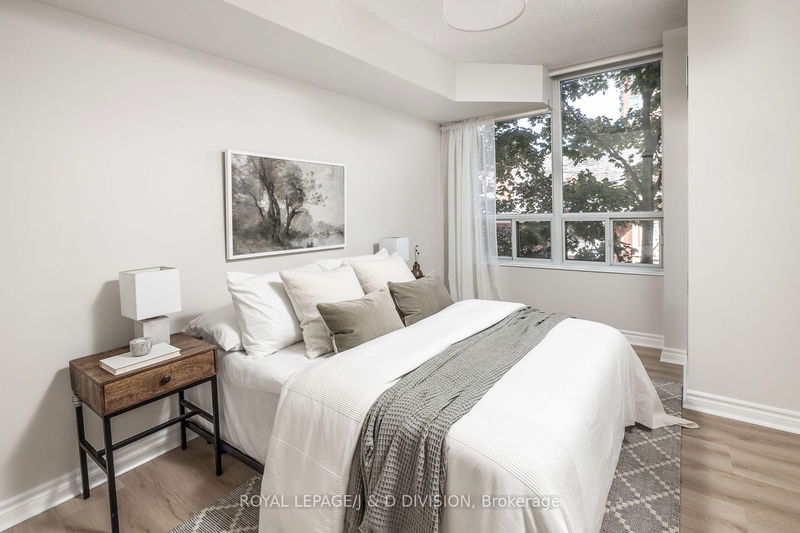  216 - 253 Merton St  Toronto, M4S 3H2 | Image 27