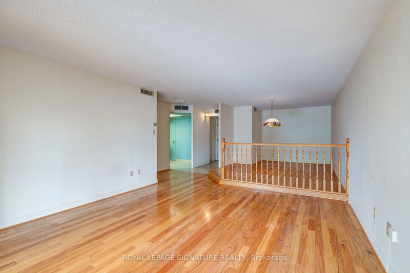  422 - 65 Scadding Ave  Toronto, M5A 4L1 | Image 6