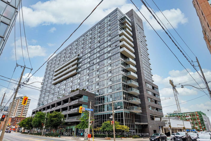home for lease on 621-320 Richmond Street E
