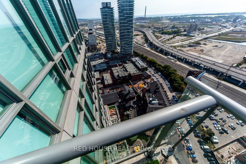  PH3204 - 33 Mill St  Toronto, M5A 3R3 | Image 21