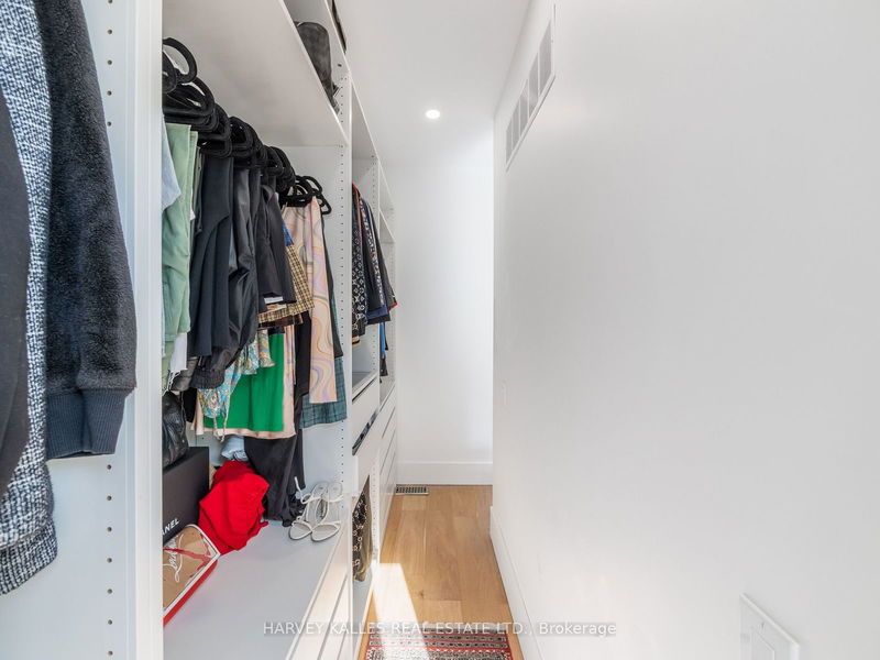 103 Burncrest Dr  Toronto, M5M 2Z6 | Image 19