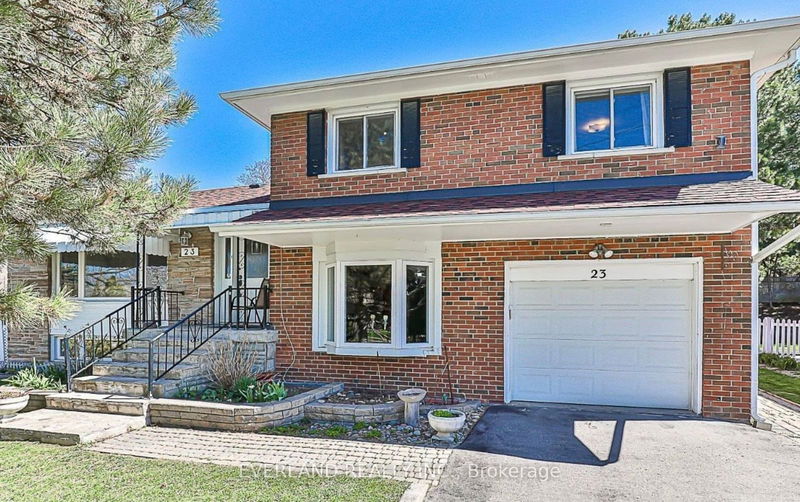 home for lease on 23 Goodview Road