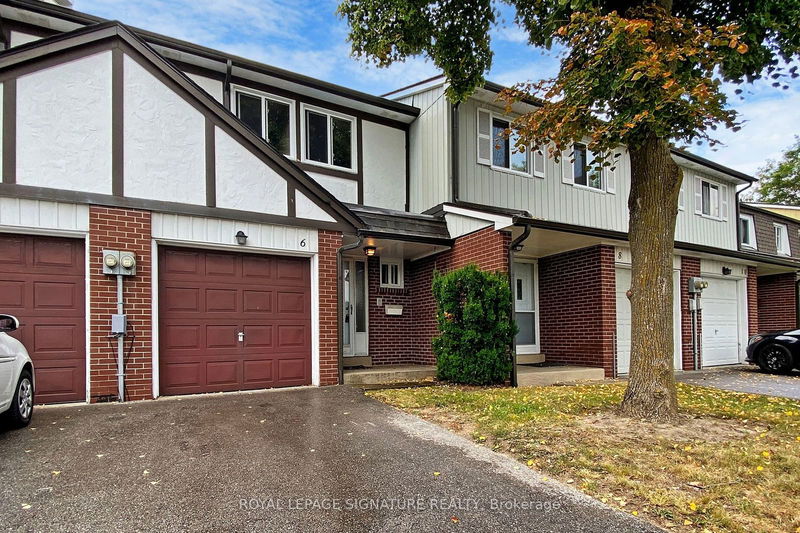 6 Farm Green Way  Toronto, M3A 3M2 | Image 2