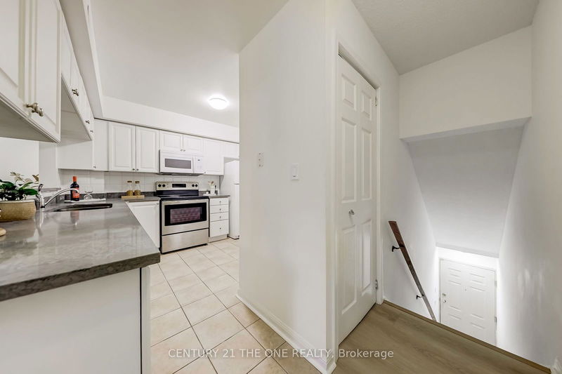  324 - 3 EVERSON Dr  Toronto, M2N 7C2 | Image 9