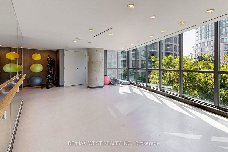  355 - 209 Fort York Blvd  Toronto, M5V 4A1 | Image 34