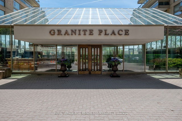 106 - 63 St Clair Avenue W