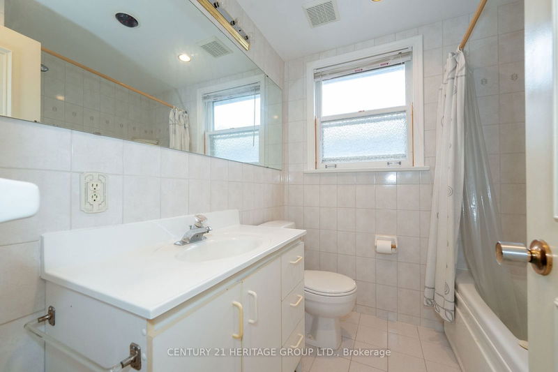 226 Pleasant Ave  Toronto, M2M 1M5 | Image 10