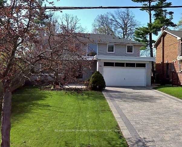 home for lease on 33 Warlock Crescent