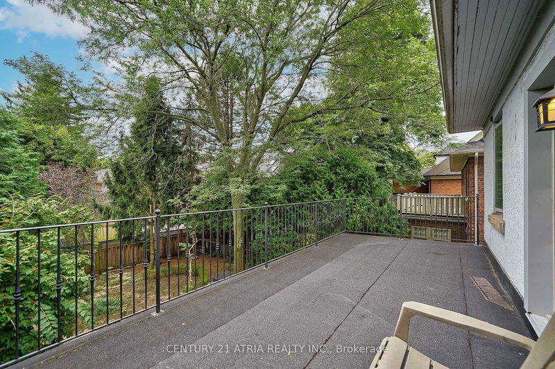 111 Blythwood Rd  Toronto, M4N 1A5 | Image 33